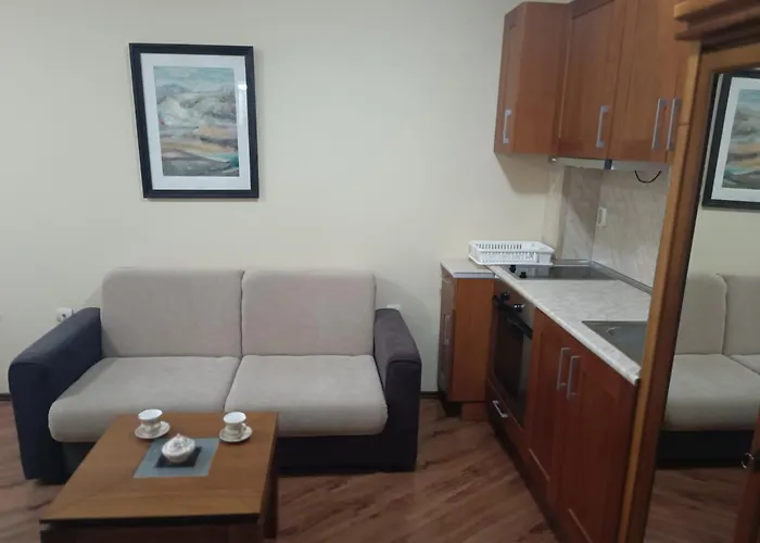 アパート студио студенец パンポロボ